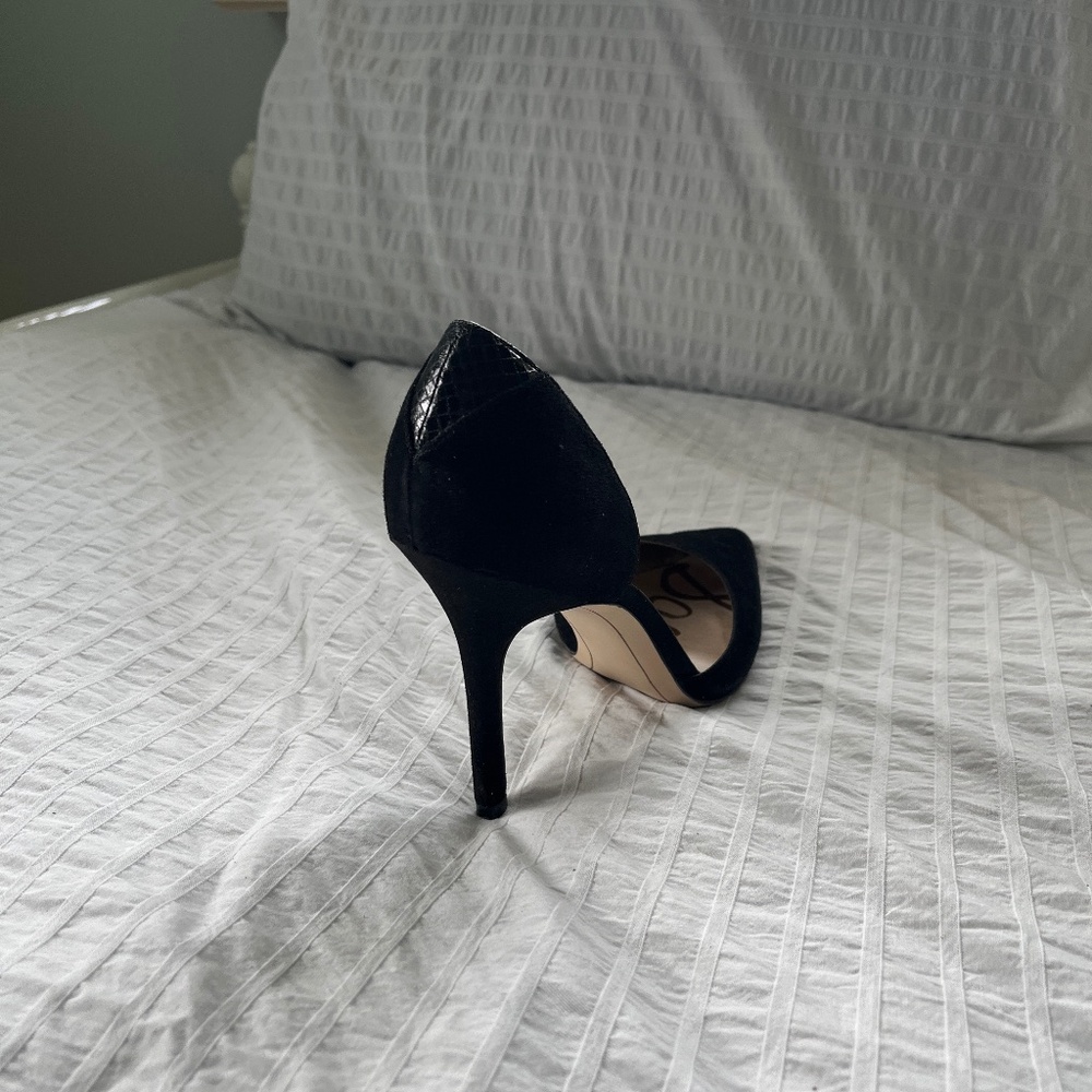 Black shoes